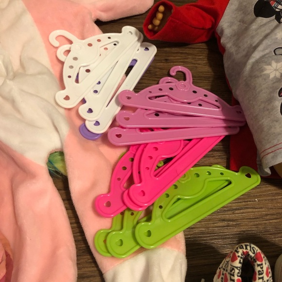 American girl wellie wishers Camille,baby clothes/shoes, unicorn onsie, hangers - Picture 8 of 16